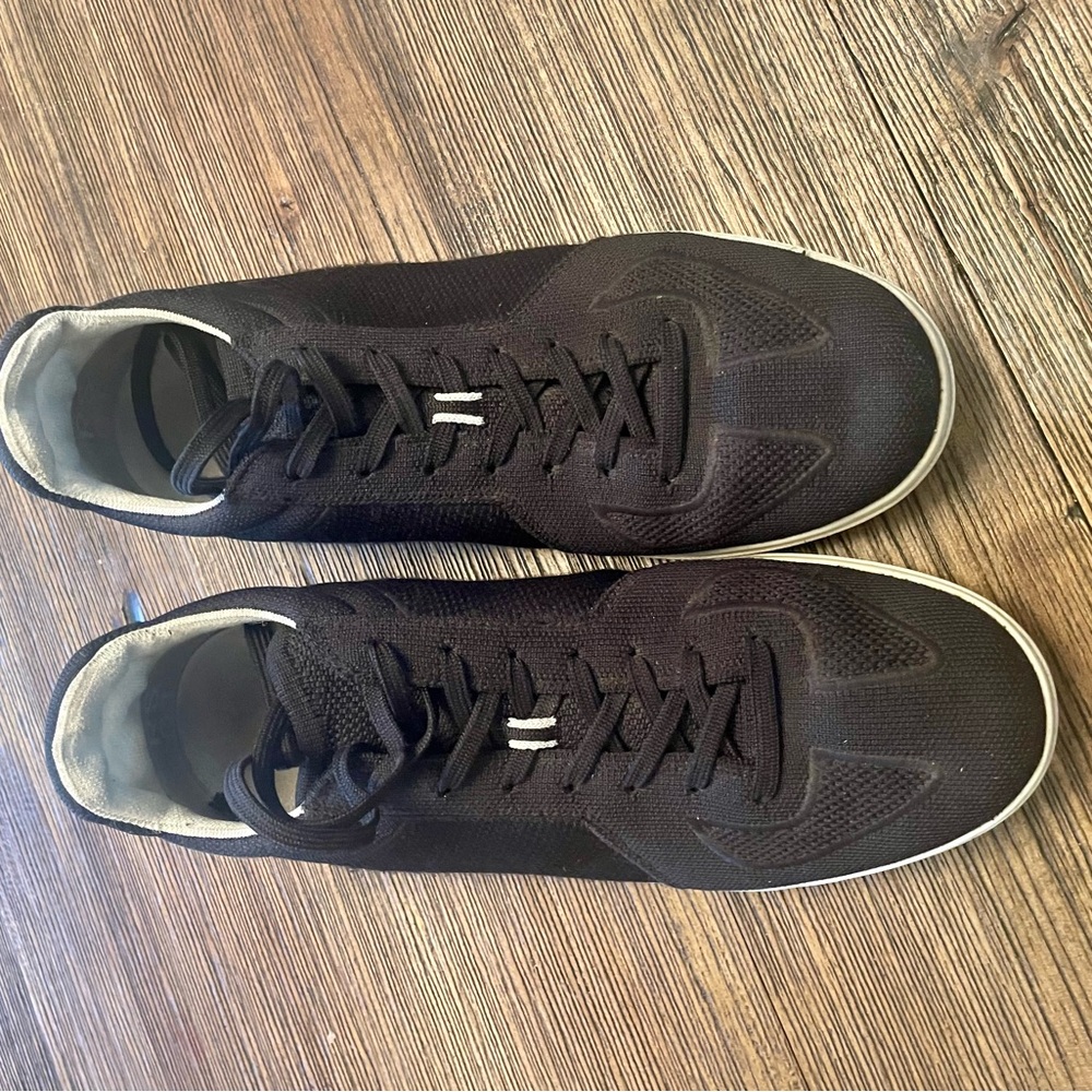 Men’s Rothy shoes - Picture 2 of 6